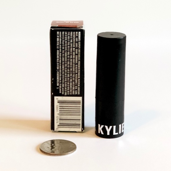 5/$25❣️Kylie Jenner Lipstick Dulce De Leche - Picture 4 of 6